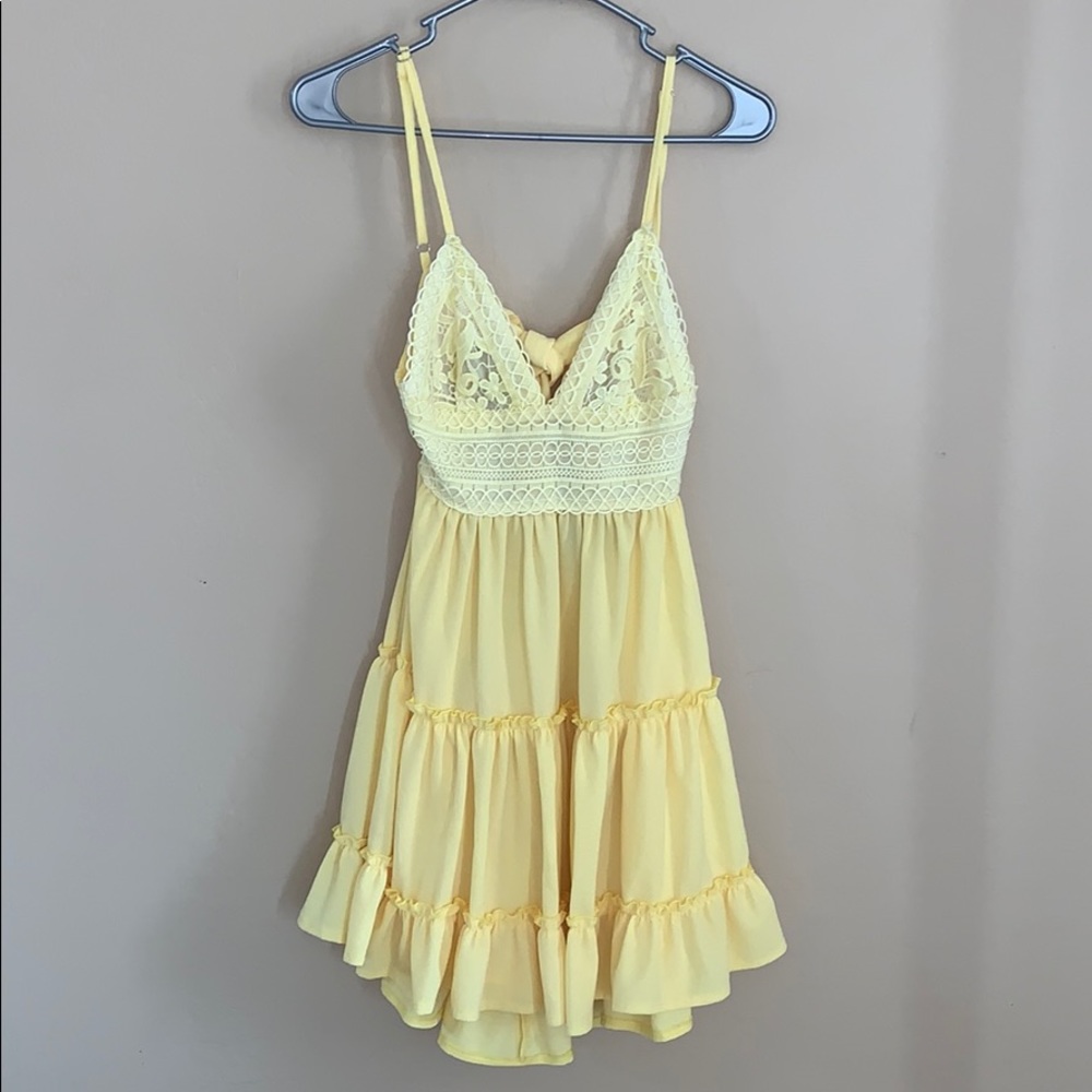 Hello Molly-Standing Waiting dress- Light yellow